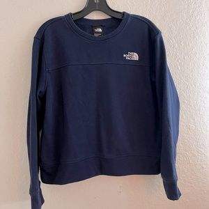 The North Face Women’s Pullover Crew Sweatshirt